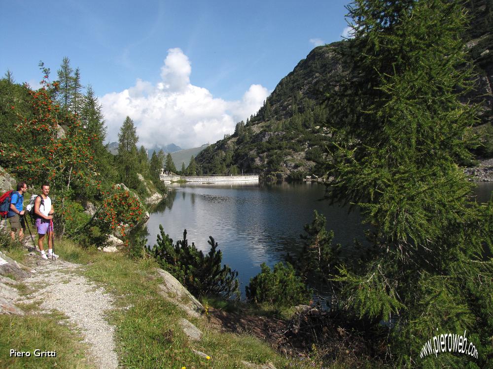 01 Passaggio al Lago del Becco.jpg